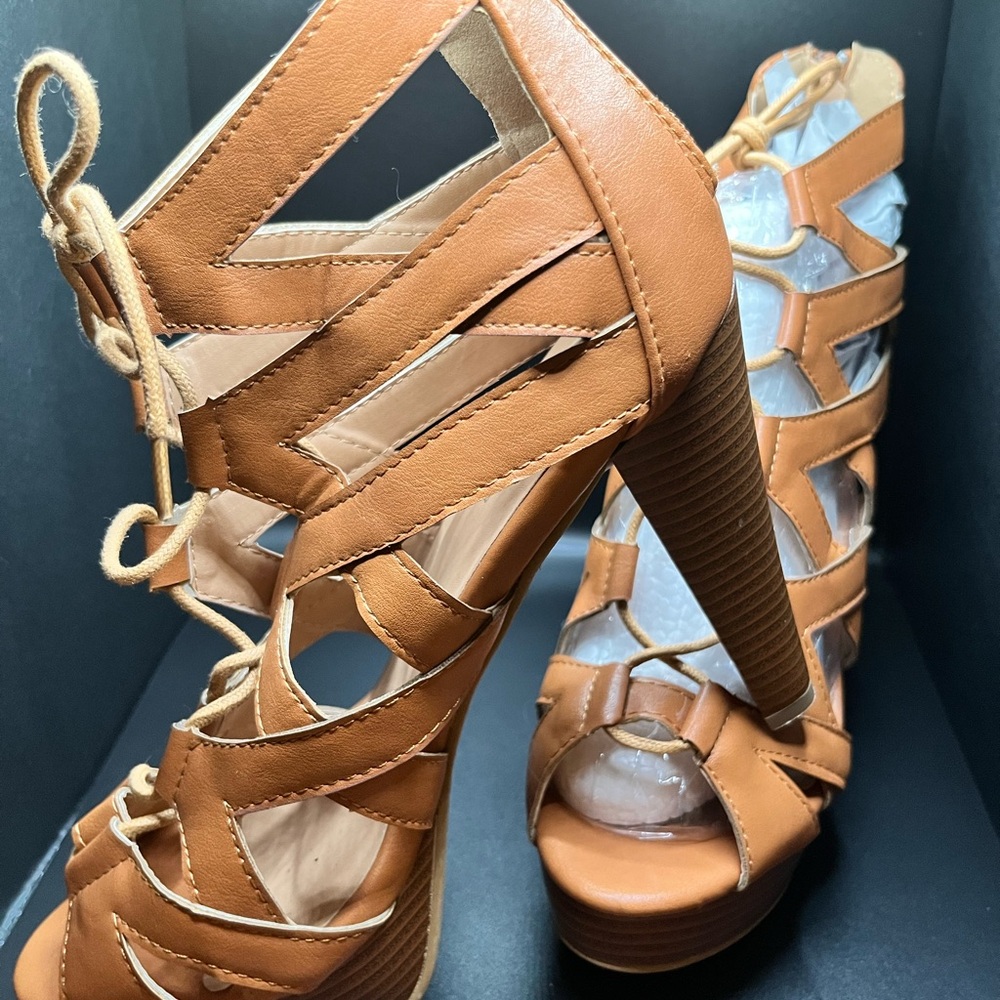Elegant Tan Strappy Heels